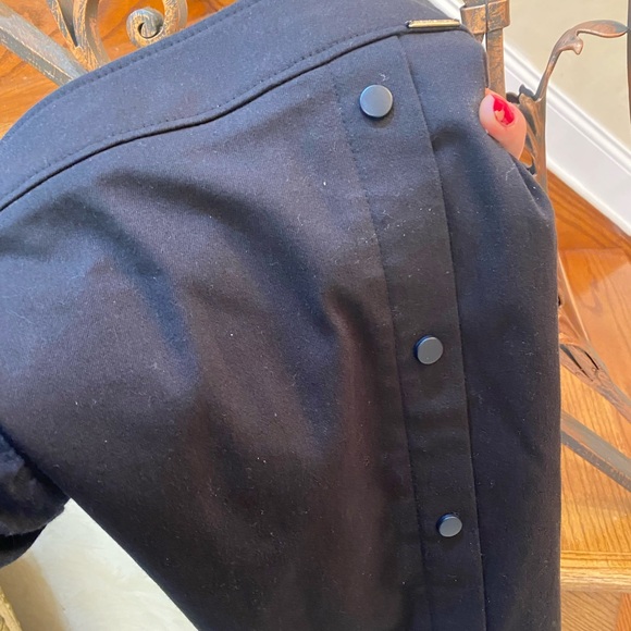 NEW skirt with button detailing - Picture 6 of 6